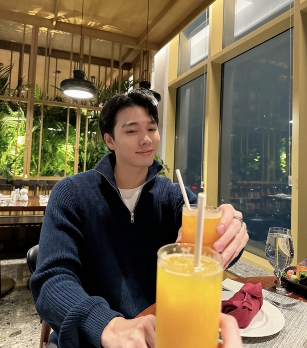 1 cặp đôi Vbiz công khai ăn tối cùng nhau, xác nhận hẹn hò dịp Valentine?-2