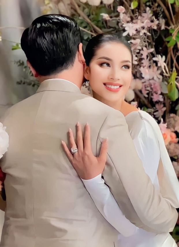 Phạm Hương lần đầu xác nhận danh tính ông xã, hoá ra là đại gia có tài sản không phải dạng vừa-2