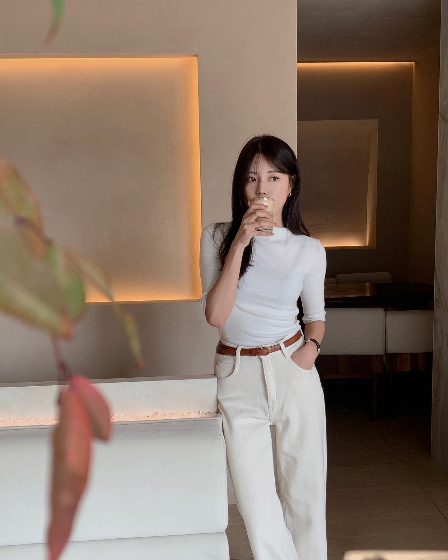 4 món thời trang nên kết hợp với quần jeans để sành điệu hơn-6