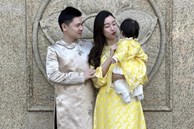 Hoa hậu Đỗ Mỹ Linh và chồng chủ tịch tụ tập cùng người thân đầu năm, một cử chỉ đủ thấy nàng hậu hạnh phúc khi làm dâu hào môn