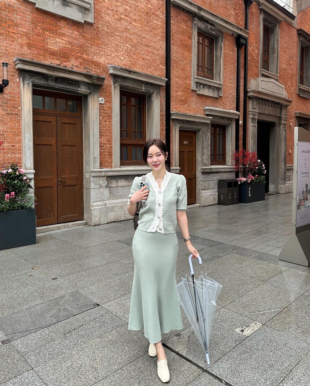 9 bộ cánh thanh lịch cho ngày đi làm đầu năm-4