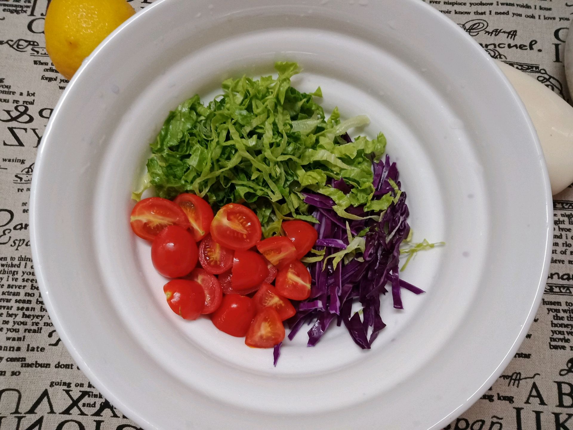 2 món salad ngon miệng mát lành giúp giảm cân sau Tết-3