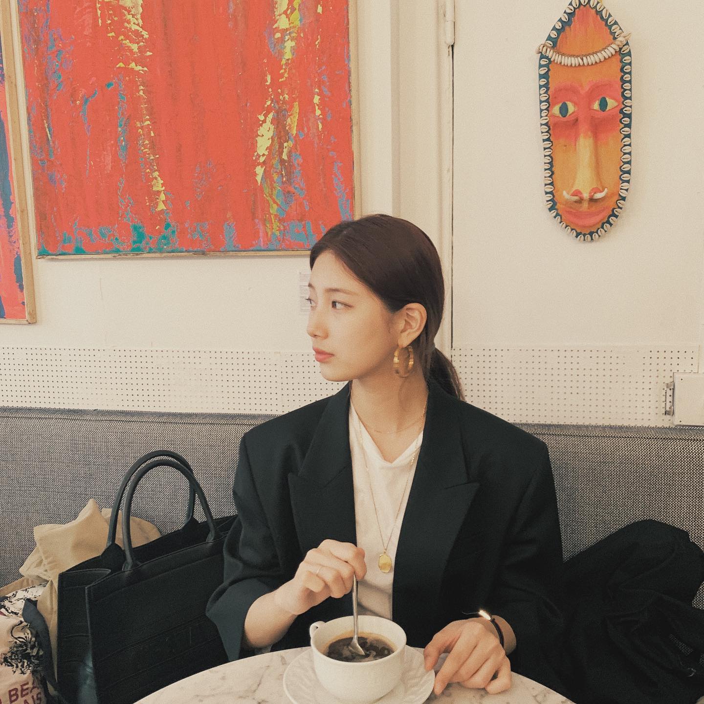 Tham khảo 5 cách buộc tóc xinh tươi của sao Hàn cho mùa xuân-1