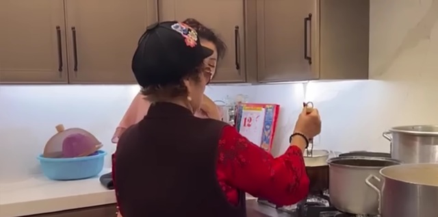 Mẹ ruột Bằng Kiều tuổi 84: Sống trong nhà 2000m2 tại Mỹ, sở hữu 3 cơ ngơi ở Việt Nam-2