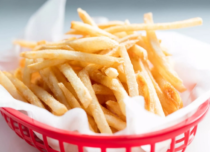Mẹo chiên khoai tây chiên vàng, giòn, để lâu không ỉu-1