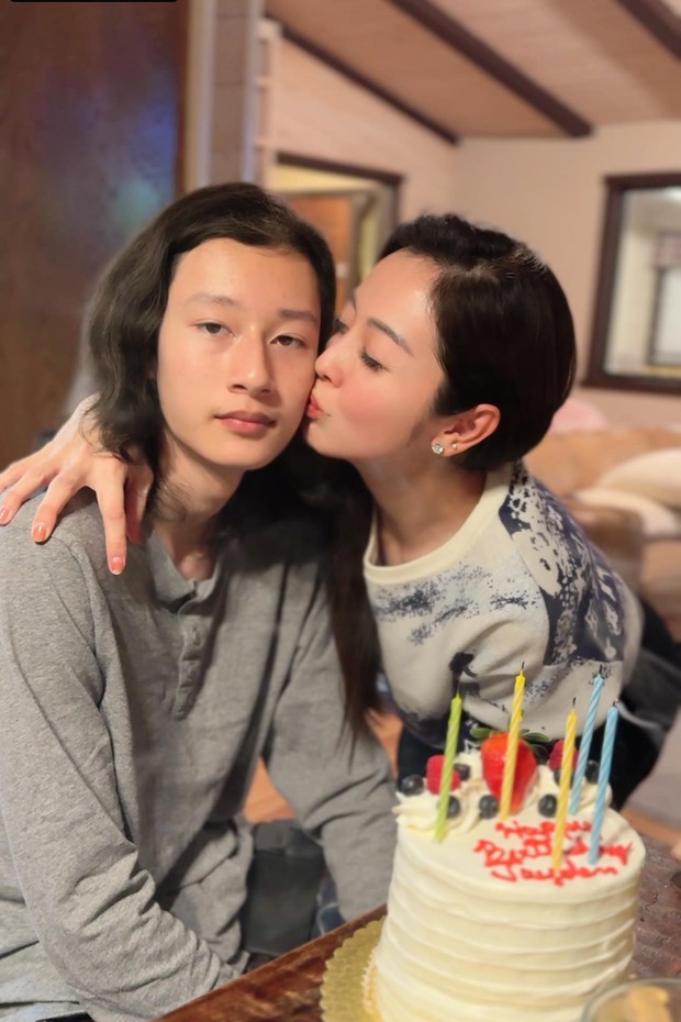 Con trai 16 tuổi cao 1,9 m của Jennifer Phạm và ca sĩ Quang Dũng-2