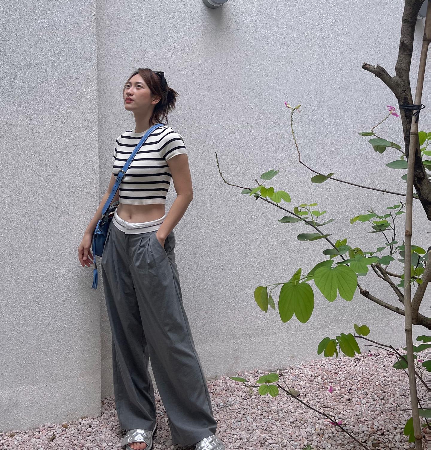 Nữ chính phim Mai cân được mọi phong cách thời trang nhưng vóc dáng quyến rũ mới là tâm điểm-9