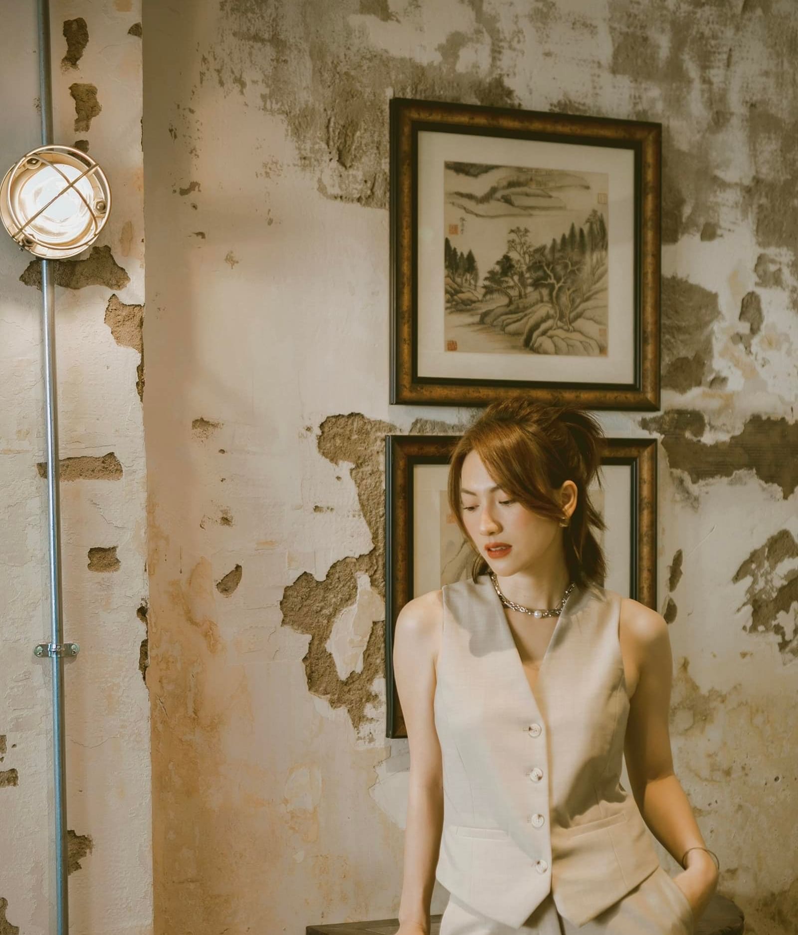 Nữ chính phim Mai cân được mọi phong cách thời trang nhưng vóc dáng quyến rũ mới là tâm điểm-10