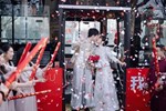 Choáng váng đám cưới xa hoa hơn 30 triệu USD, cô dâu đeo 100 vòng vàng-3