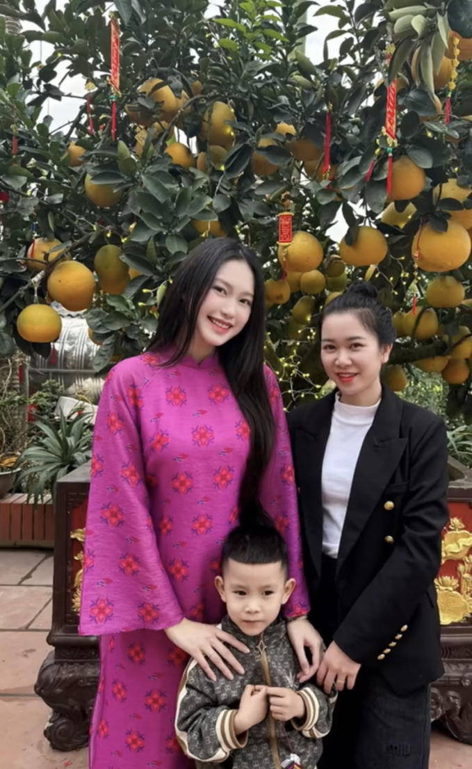 Năm đầu làm dâu nhà Đoàn Văn Hậu, Doãn Hải My đã thân thiết với chị dâu thế này đây-1