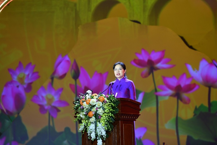 Khai hội đền Hai Bà Trưng với chương trình nghệ thuật 3D mapping Âm vang Mê Linh-5