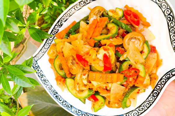 Cơm tối ngày sau Tết: Chỉ cần một bát canh thịt, đậu phụ, rau củ nấu chua là đủ ngon-12