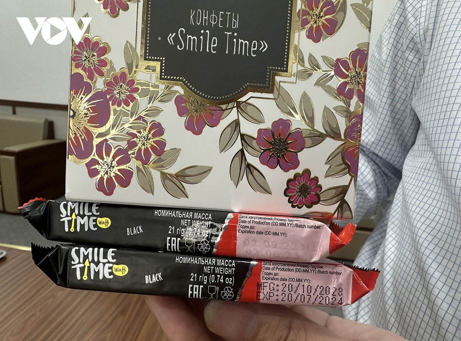 Cần làm rõ vụ việc gần 6.000 hộp bánh có dấu hiệu hết hạn tặng cho công nhân-3