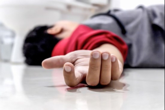 Chàng trai đôi mươi liệt nửa người, não tổn thương nghiêm trọng ngay khi đang chơi bóng, bác sĩ tiết lộ nguyên nhân dẫn đến đột quỵ