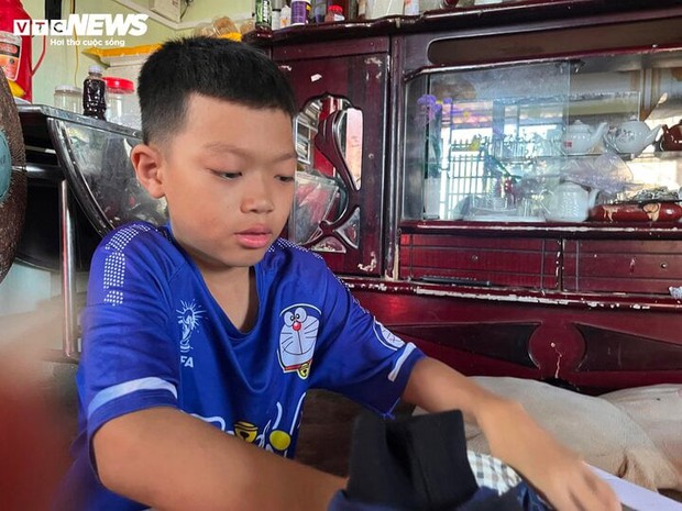 Cậu bé 10 tuổi ở Phú Yên đạp xe đi Bình Dương tìm mẹ: Khi nỗi nhớ thắng nỗi sợ-1