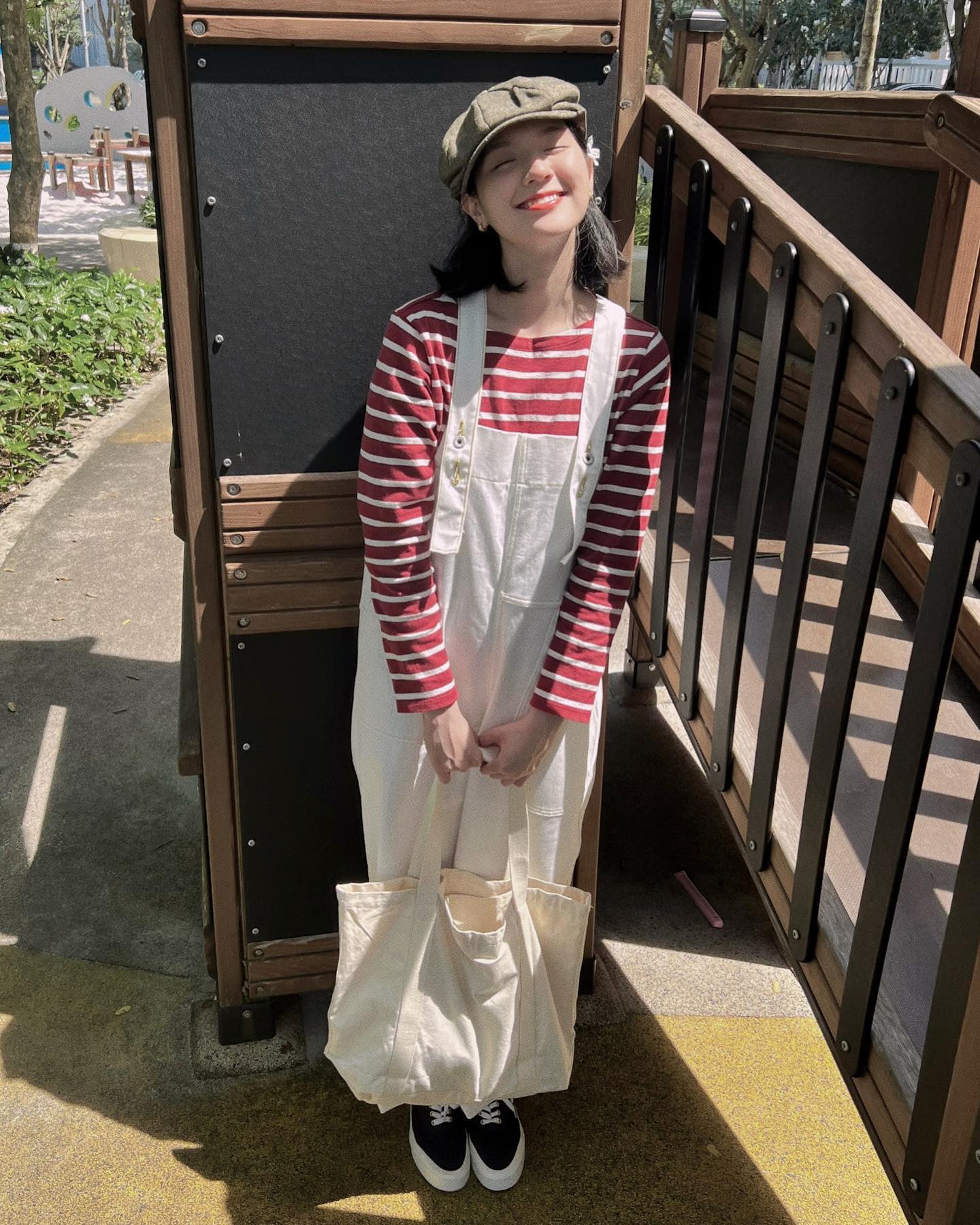 Hải Tú siêu hợp diện màu đỏ, gợi ý loạt cách phối đồ xinh tươi và chuẩn mốt-4