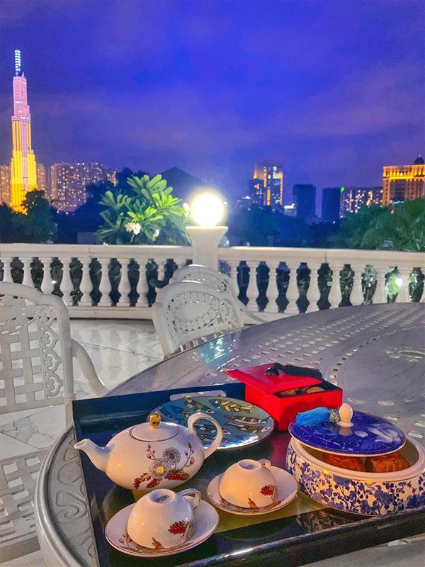 Mãn nhãn với màn trang trí cung điện dát vàng của nàng dâu hào môn Lan Khuê những ngày đón năm mới-26