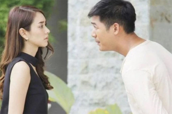 Bị bố mẹ hối thúc, tôi kiếm đại anh chàng lái xe về ra mắt, nào ngờ cả gia đình ủng hộ chuyện cưới xin-2