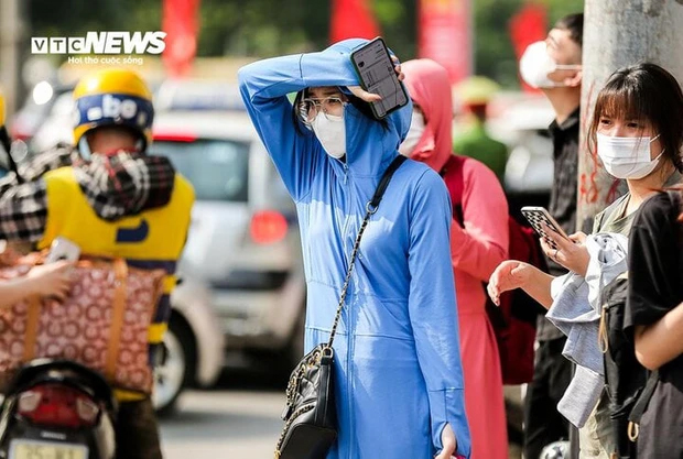 Tuần tới nhiệt độ Hà Nội cao bất thường, nóng như đầu hè-1