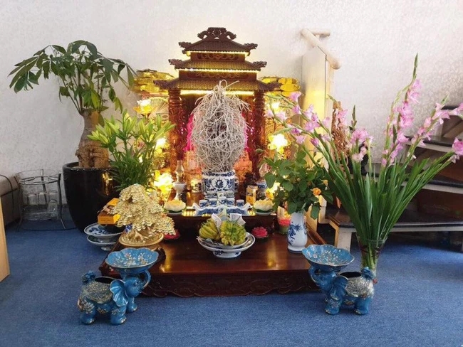 Bàn thờ Thần Tài phạm phải lỗi này, có mua vàng lấy vía thì cả năm cũng khó hốt lộc-2