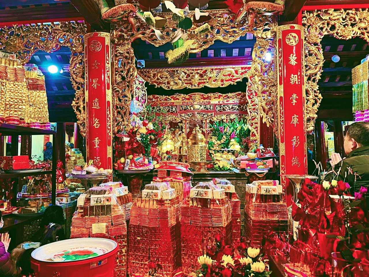 Sự thật về ngôi đền thờ Thần Tài của người Việt - địa chỉ vay tiền uy tín nhất miền Bắc khai hội hôm nay mùng 10 tháng Giêng-4