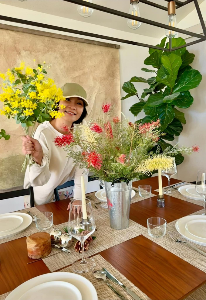 Biệt thự ở Mỹ của phú bà” phim Mai - Hồng Đào: Hoa lá ngập tràn như resort, chụp vu vơ cũng có cả tá ảnh sống ảo-9