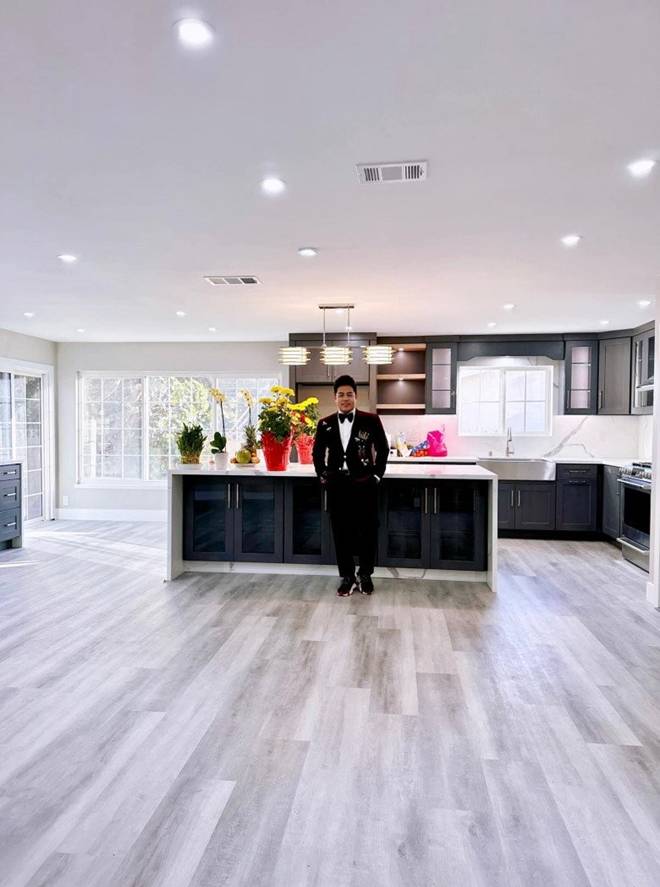 Quang Lê hoàn thành xong căn nhà tại Mỹ, bên ngoài nên thơ, bên trong thoáng đãng-4