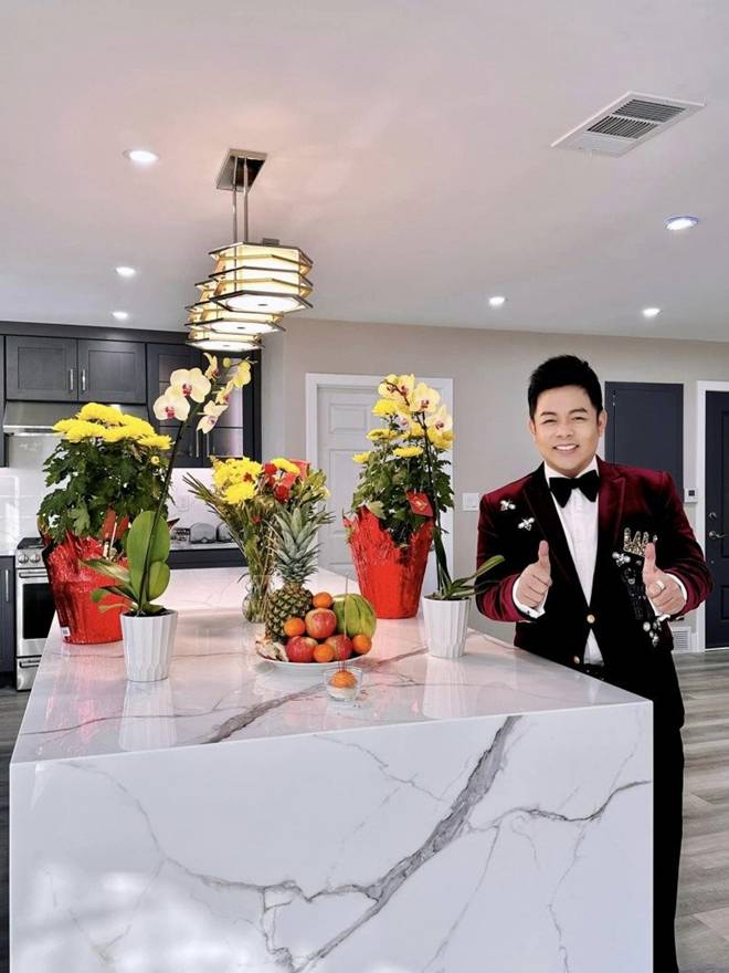 Quang Lê hoàn thành xong căn nhà tại Mỹ, bên ngoài nên thơ, bên trong thoáng đãng-6