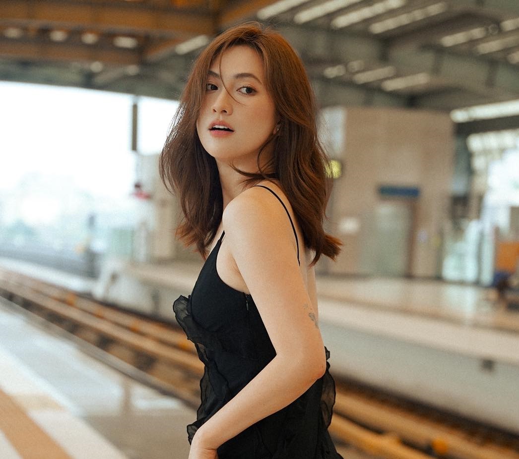 Nữ chính phim Mai để tóc dài hay tóc ngắn xinh hơn?-4