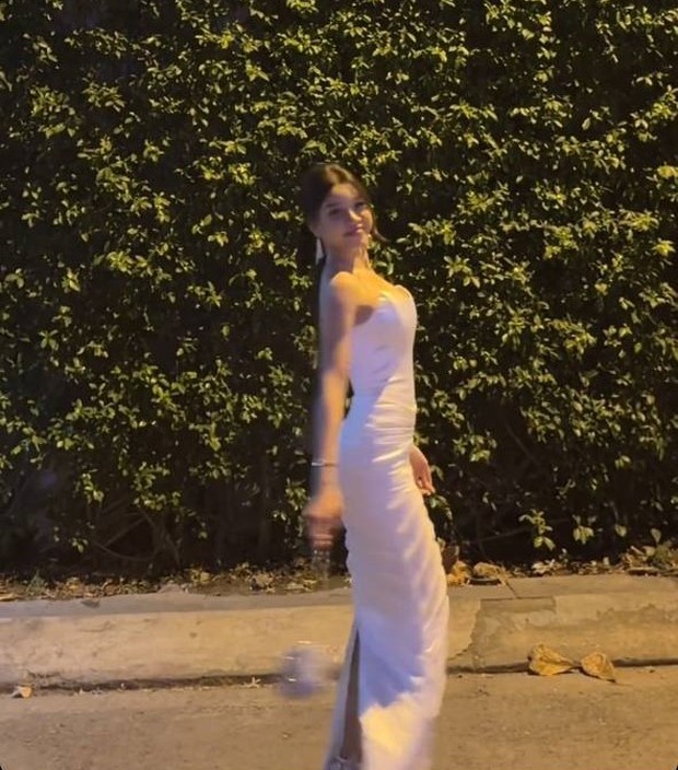 Yến Xuân cùng em gái Lâm Tây chiếm trọn spotlight ở Gala Quả bóng vàng 2023 với vẻ ngoài xinh đẹp, nóng bỏng, nói một điều cảm động về chàng-6