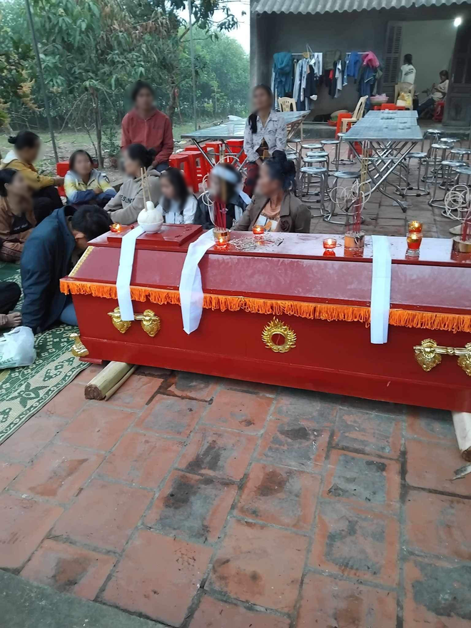 Tang lễ đẫm nước mắt tiễn đưa cô gái 21 tuổi bị sát hại, người nhà kêu gọi quyên góp lo hậu sự-2