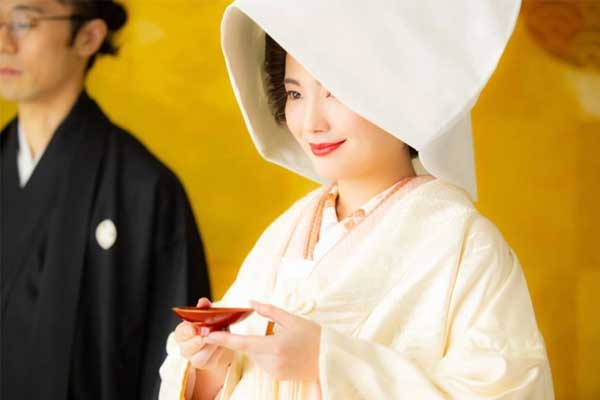 Nỗi thống khổ của phụ nữ Nhật Bản vì cơn ác mộng xuất hiện ngay sau khi lấy chồng, không chừa một ai-3