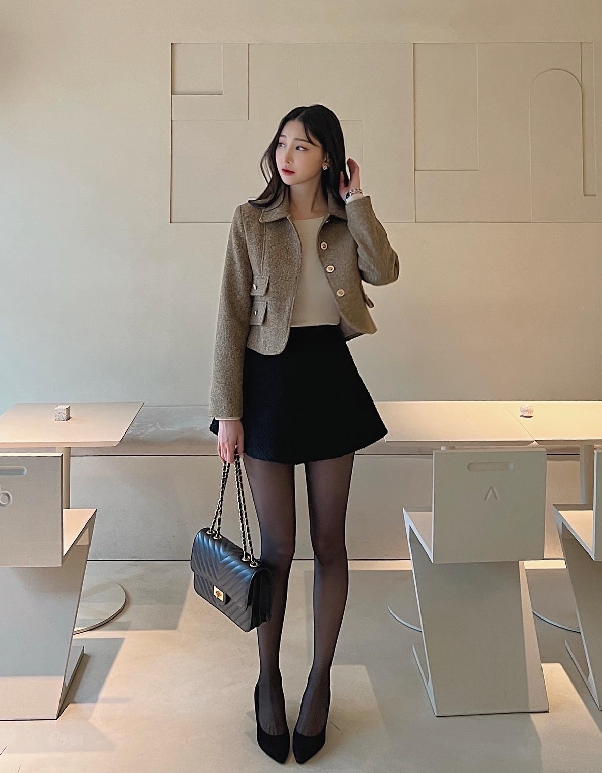 5 mẫu giày theo phong cách tối giản, phối đồ kiểu gì cũng đẹp-5