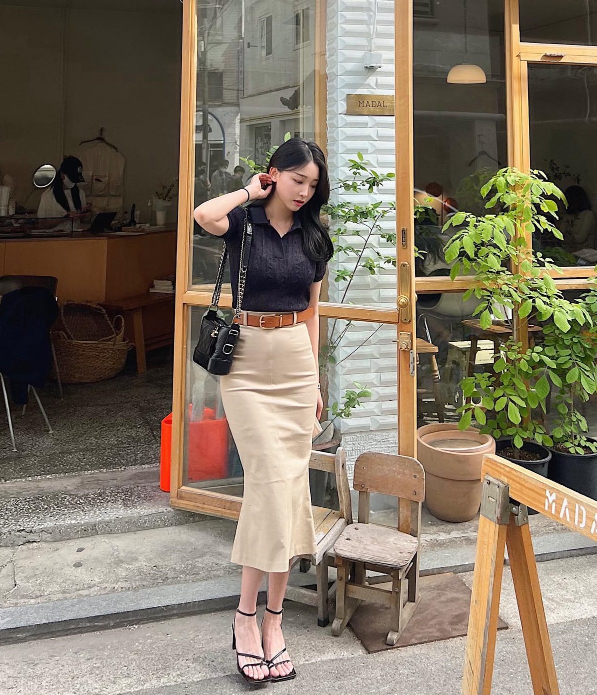 5 mẫu giày theo phong cách tối giản, phối đồ kiểu gì cũng đẹp-7