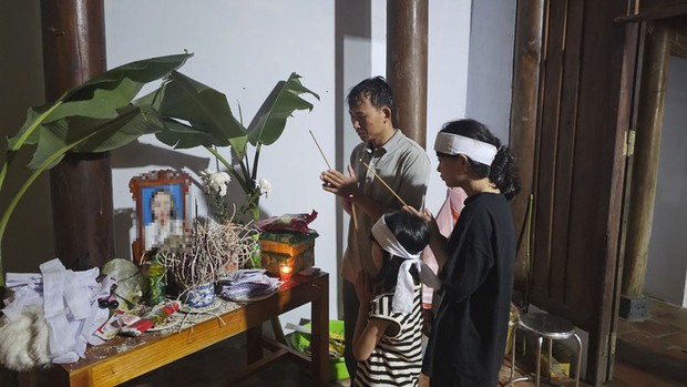 Tang thương bao trùm ngôi nhà cấp 4 của cô gái bị sát hại ở Hà Nội: Tết về con còn sắm sửa bánh kẹo, quần áo, vậy mà...-6