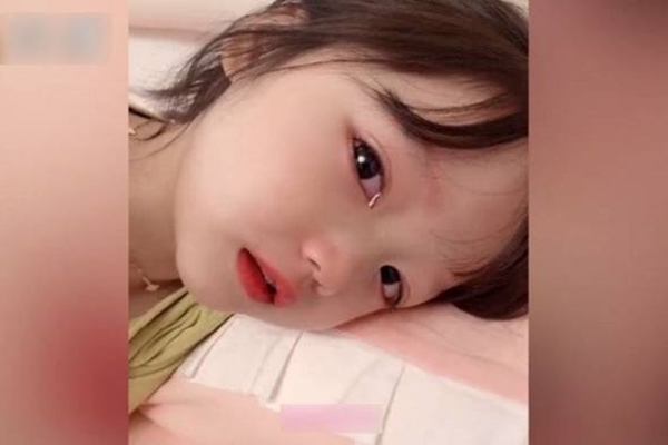 Con gái Phạm Quỳnh Anh - Quang Huy dậy thì trổ mã cao lớn, chân dài ăn đứt mẹ ca sĩ-9