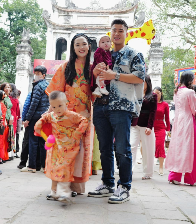 Vợ Duy Mạnh mùng 1 Tết đã làm việc, đến giờ vẫn thở dốc, hoàn cảnh khó khăn hay lý do gì?-2