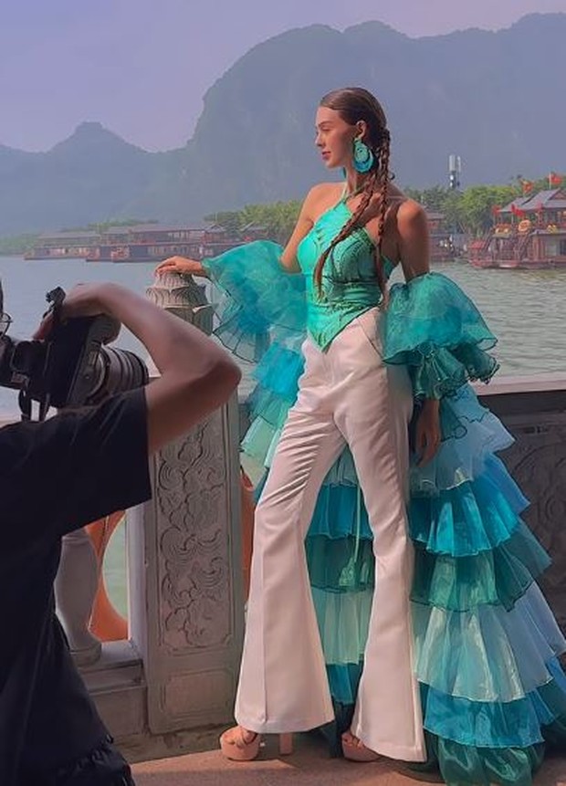 Vợ mẫu tây đi diễn xinh đẹp như thiên thần nhưng Bùi Tiến Dũng lại lo lắng, vào tận trang cá nhân để nhắc nhở-2