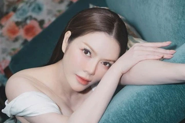 Nhan sắc nóng bỏng của kiều nữ Việt có 400 tỷ, 5 két kim cương từ 20 năm trước, tuổi 42 chưa lấy chồng-12