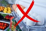 Vì sao không nên bảo quản trứng ở cánh cửa tủ lạnh?