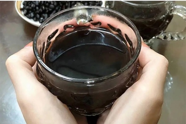 3 loại hạt màu đen được mệnh danh là tam bảo” giúp phụ nữ già chậm, da đẹp, ổn định nội tiết tố-1