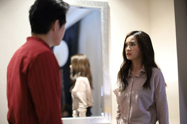 Phong bì mừng cưới của bạn thân biến mất khiến bí mật bấy lâu của vợ tôi bị phanh phui-1