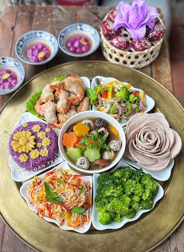 Gợi ý 6 mâm cỗ ngon, đẹp mắt cho ngày Rằm tháng Giêng-4