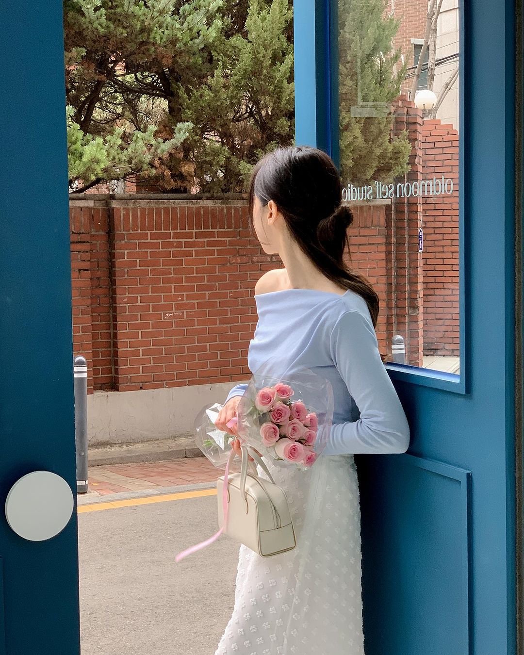 Combo màu sắc đã mặc là đẹp: Tôn da, hiện đại và hợp mọi style-10