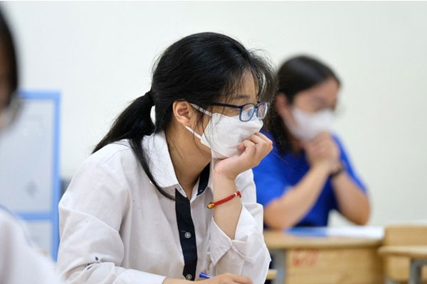 Chi tiết các đối tượng được tuyển thẳng, cộng điểm ưu tiên vào lớp 10-1