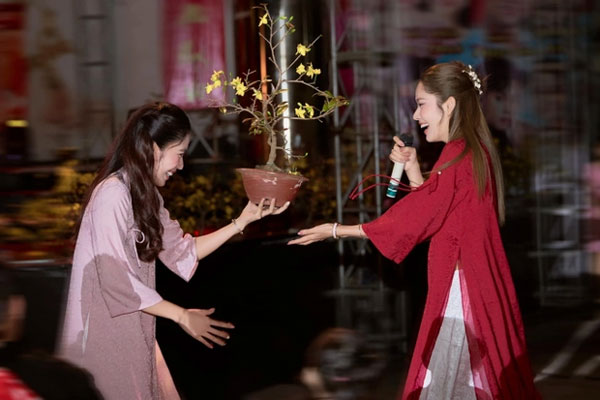 Nam Anh bị tấn công vì không quản được em gái, Nam Em phải van xin dân mạng tha cho chị-2