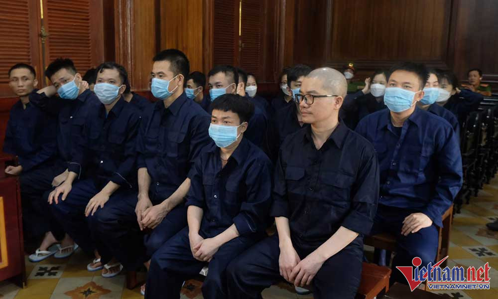 Cưỡng chế tài sản của Nguyễn Thái Luyện để bồi thường cho các bị hại-2