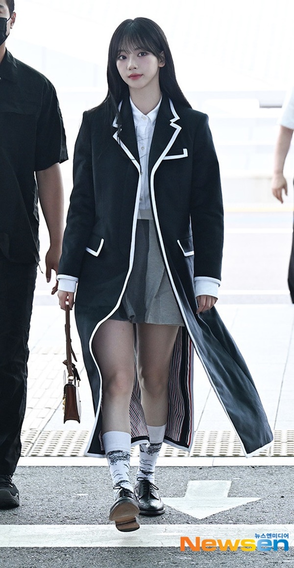 4 nữ thần tượng gen Z có thời trang sân bay đẹp xuất sắc, tuổi nào cũng có thể học hỏi-3