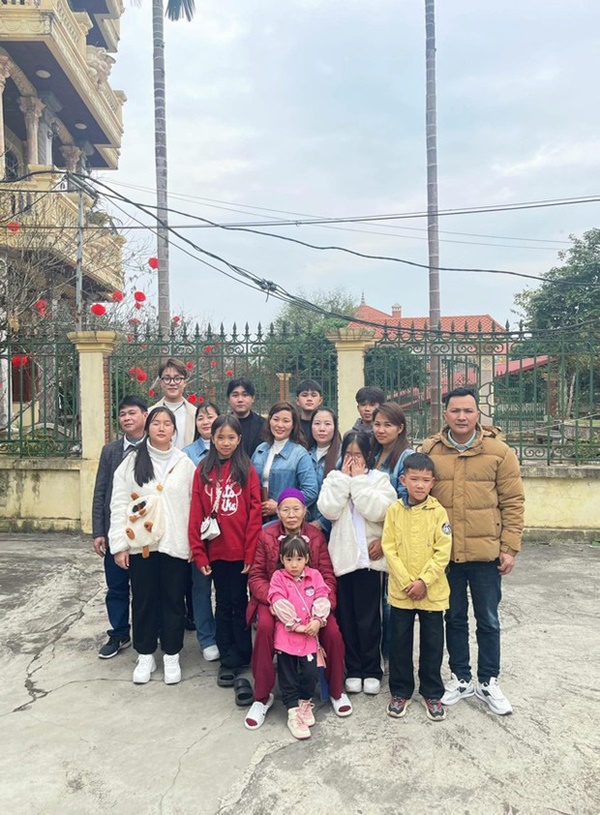 Đại gia đình ở Thái Nguyên có 160 người: Họ hàng quên tên nhau, chóng mặt vì khoản phát lì xì-6