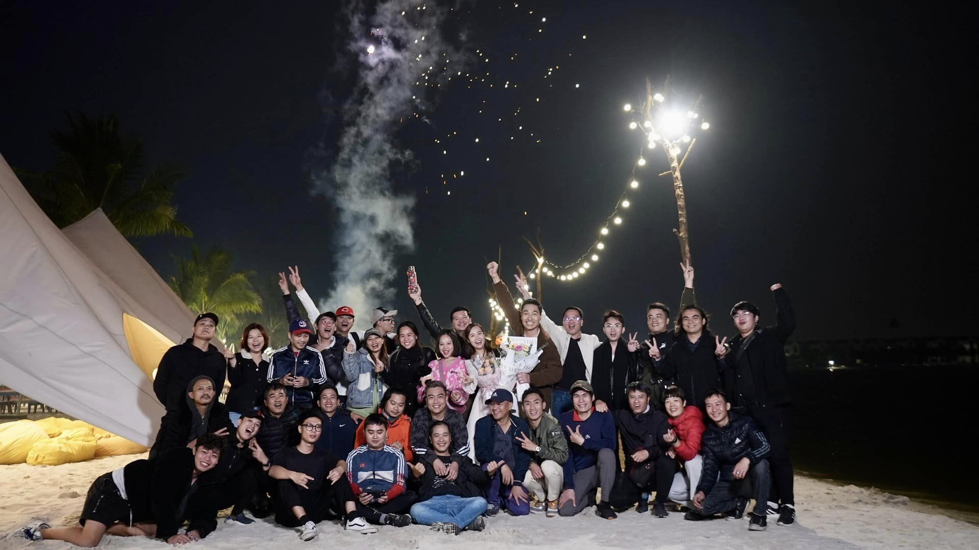 Huyền Lizzie lộ nhẫn cầu hôn của Mạnh Trường ở kết phim Chúng ta của 8 năm sau?-6